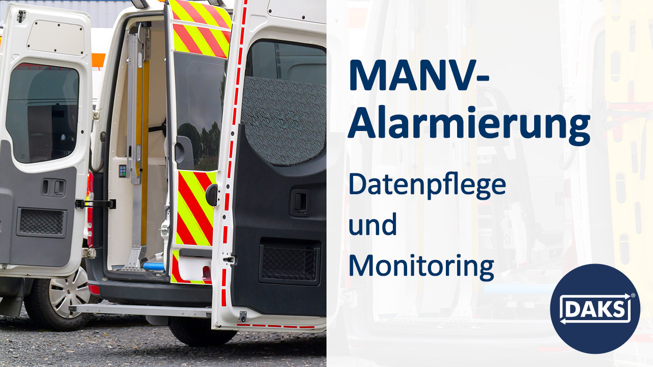 Mehrere Rettungswagen mit offenen Hecktüren stehen nebeneinander auf einer asphaltierten Fläche; halbtransparente Texttafel über der linken Bildhälfte mit Titel des Videos