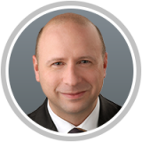 Portrait photo of Silvio Nuara