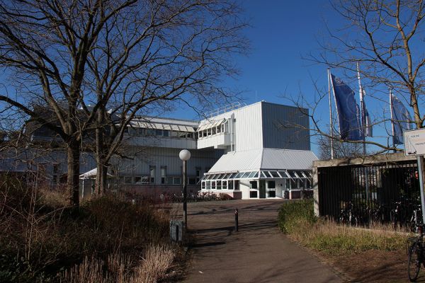 Exterior view of the supply center at Heidelberg University Hospital